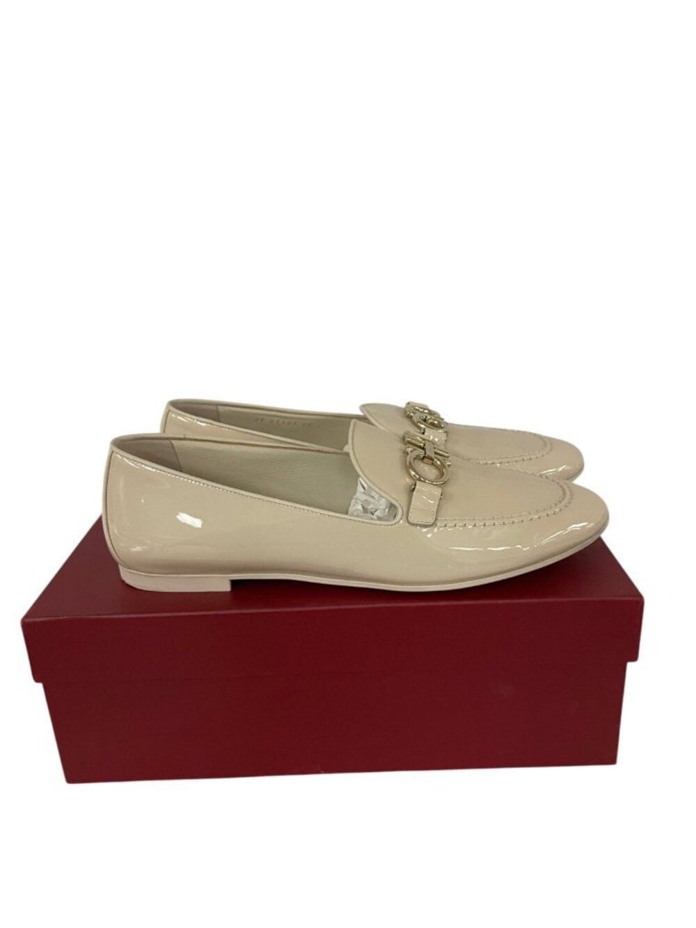 Salvatore Ferragamo Womens Trifoglio Patent Leather Loafers Size 10 Bone Ivory